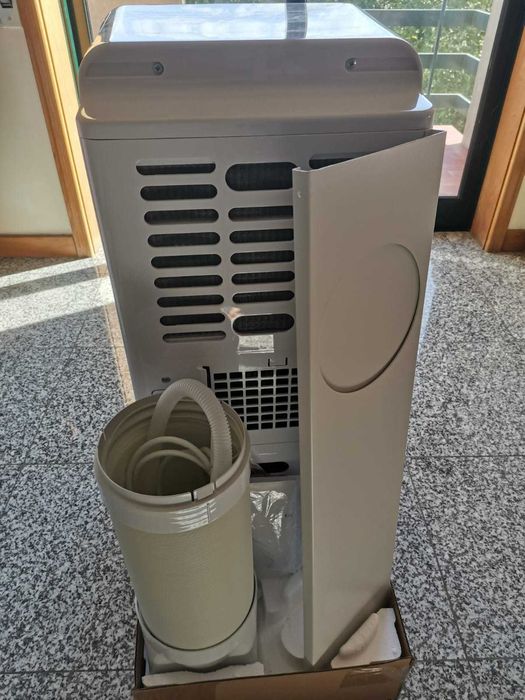 Vendo ar condiconado 10.000 btus, quente e frio.