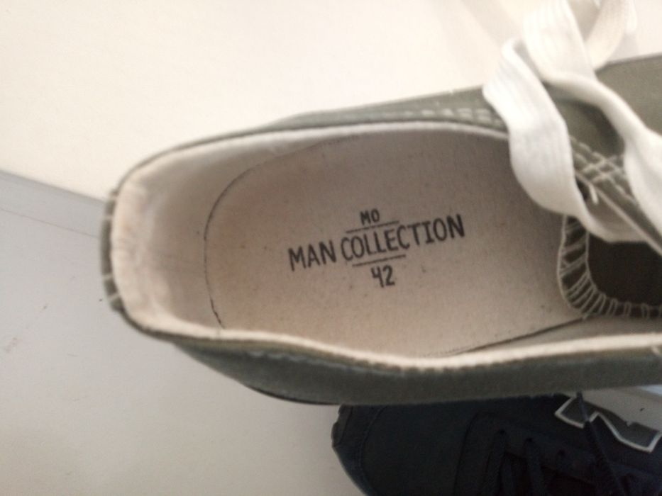 Sapatilhas cor cinza tamanho 42