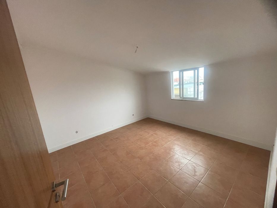 Andar de moradia T5 Fernão Ferro