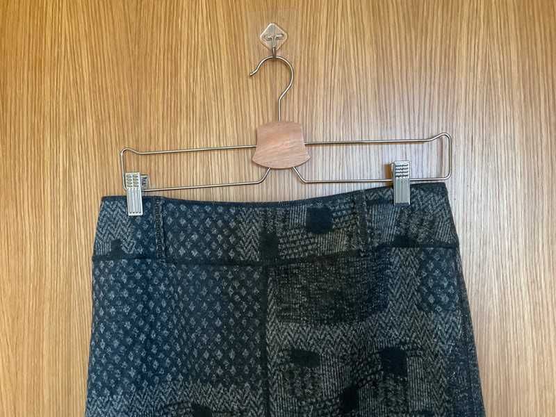 Saia de inverno, nova, cinzenta