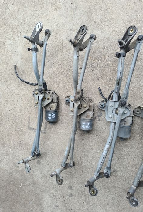 MECHANIZM wycieraczek przód silniczek przedni AUDI A4 B6 B7 Europa