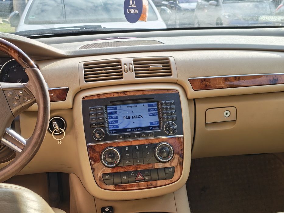 Samochód osobowy Mercedes Benz R Klasa