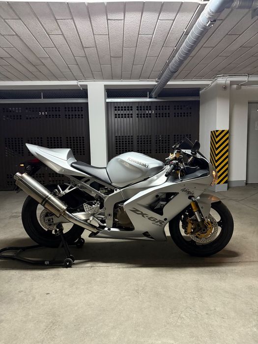 Kawasaki ZXR Kawasaki ZX-6R 636 Galaxy Silver