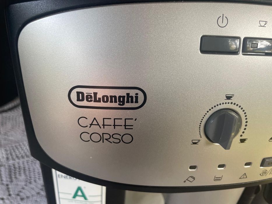 Ekspres De Longhi srebrny