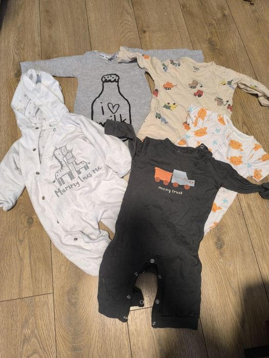 25x Ubranka dziecięce / dla niemowlaka (rozmiar 68)