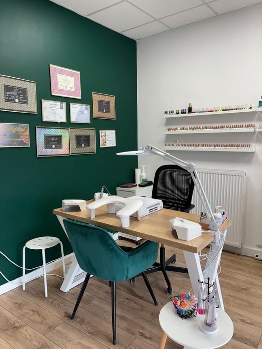 Odstąpię / sprzedam salon urody - Toruń Rubinkowo