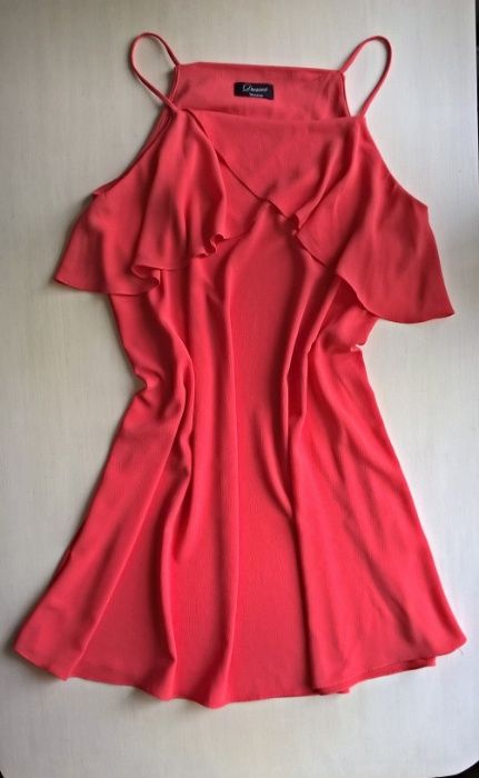 Malinowa sukienka C&A