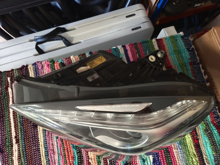 Farol esquerdo bi-xenon direcional led Mercedes SL. R231