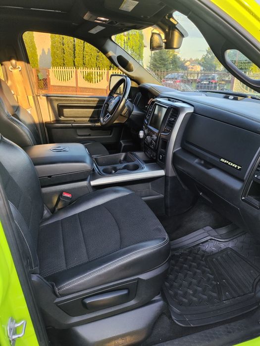 Dodge RAM 5.7hemi Sport zamiana