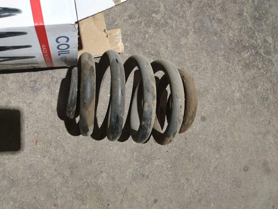 Задні пружини Т,5