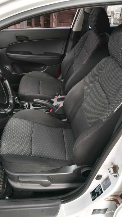 Hyundai i30 2011