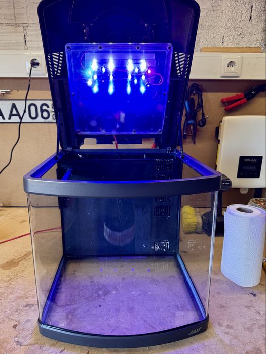 Aquario curvo jad 60 litros