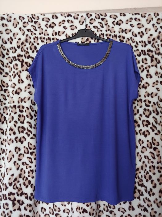 Nowa bluzka. Rozmiar M. Polecam!