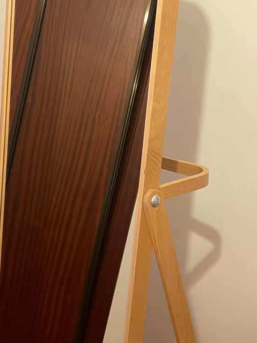 Espelho IKORNES IKEA – ótimo estado, modelo de pé 52x167 cm