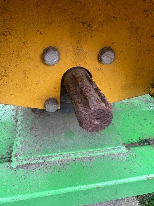 Грунтофреза 2 м. Фреза до трактора мтз 82.