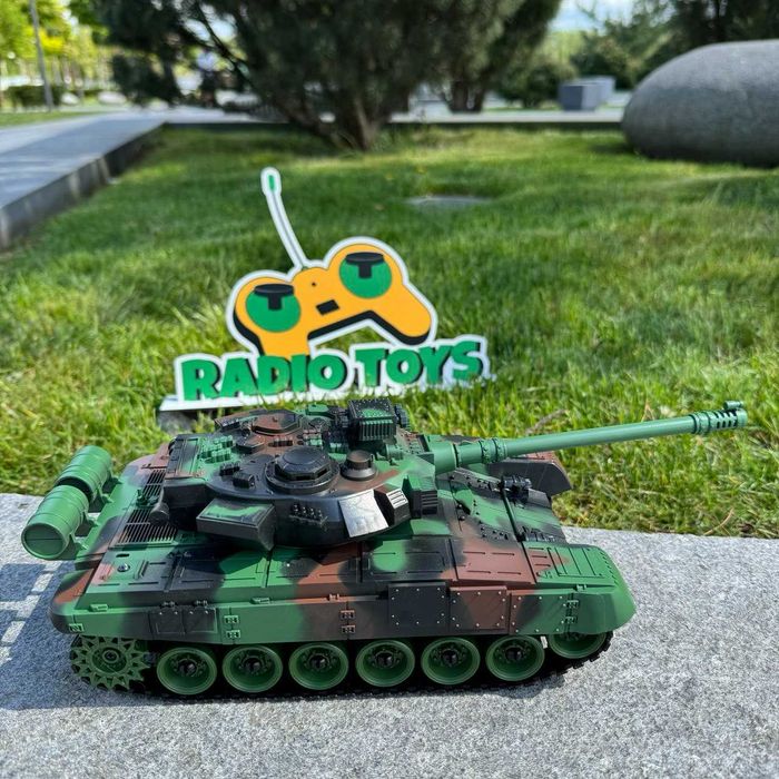 Танк на радиоуправлении Т-84 Зеленый. Машинка на пульте управления