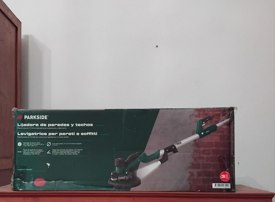 Giraffe Sander, New64740726523394120