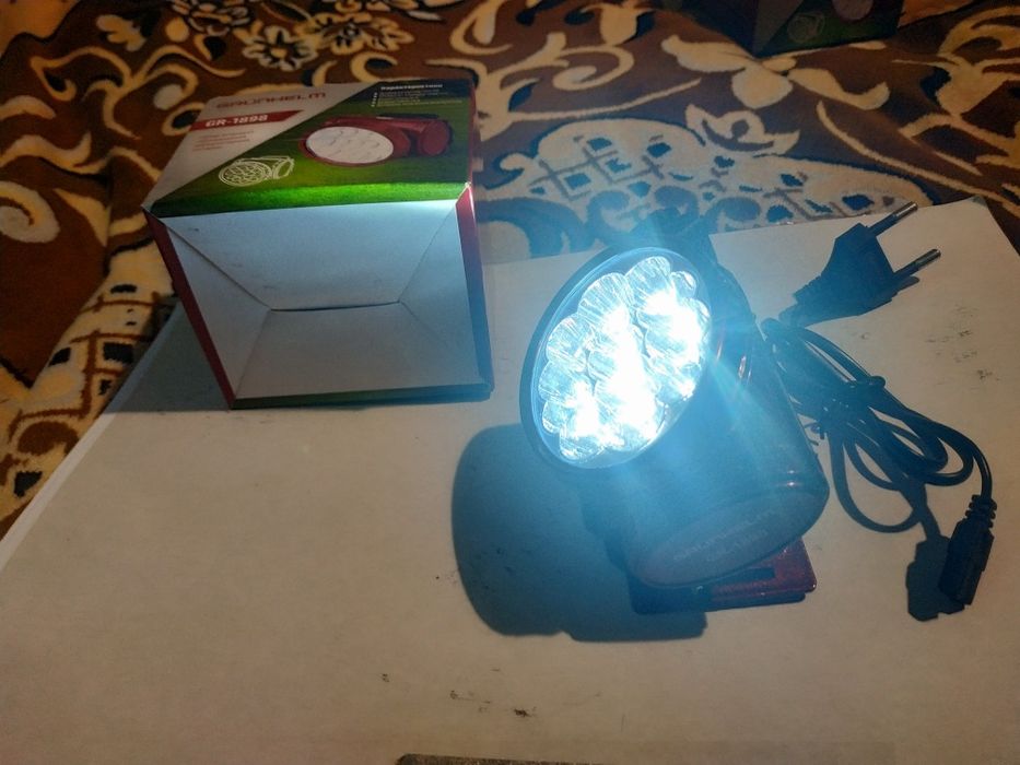 Фонарик на лоб Grunhelm GR-1898  на аккумуляторе.Новый.