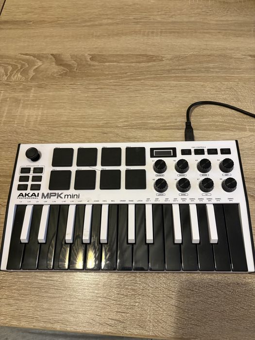 Midi mini mpk akai