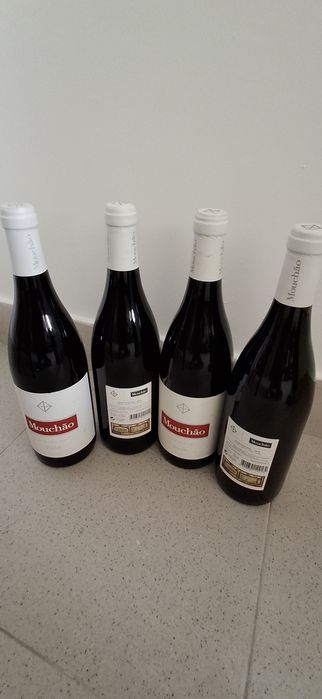 4 bom vinho Mouchāo