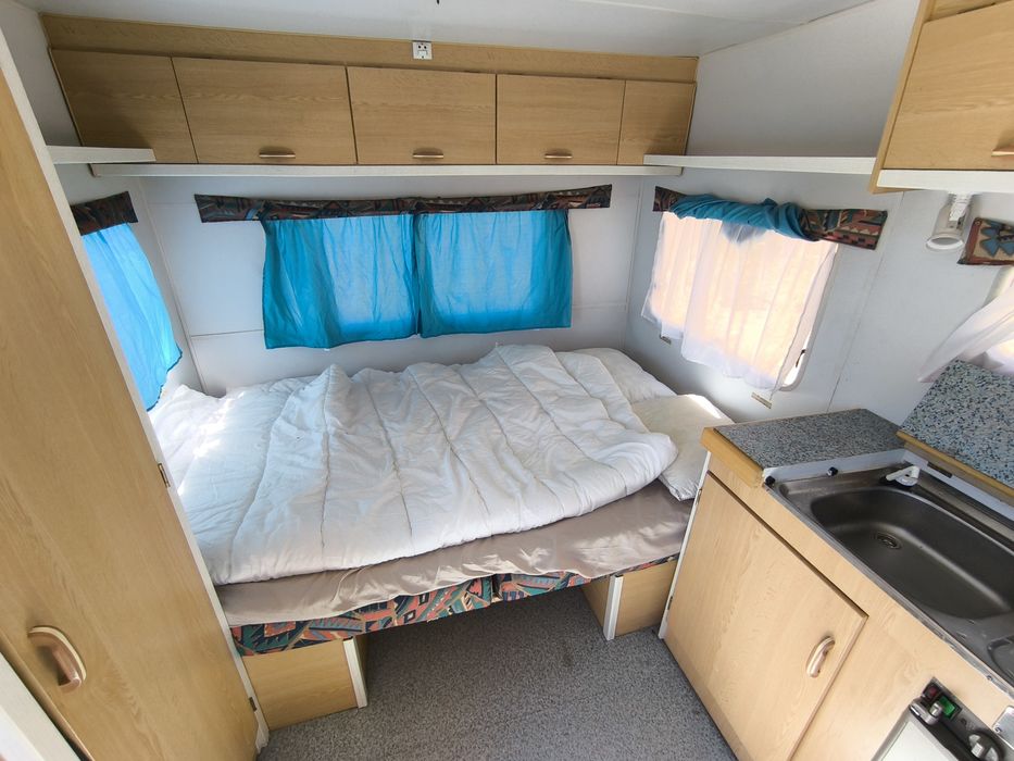Caravana Pluma 350
