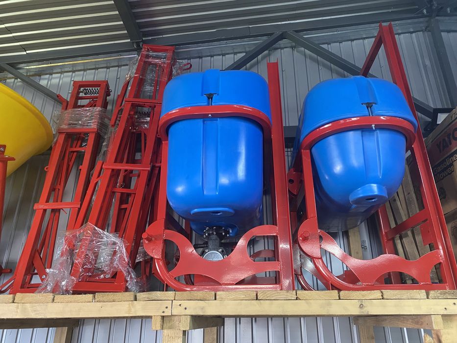 Оприскувач навісний обприскувач Польський PolMark