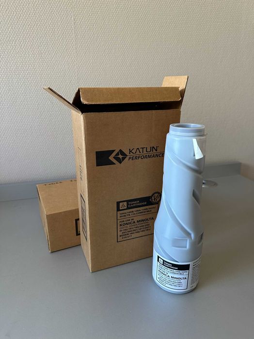 Toner zamienny do drukarek KonicaMinolta 3 sztuki