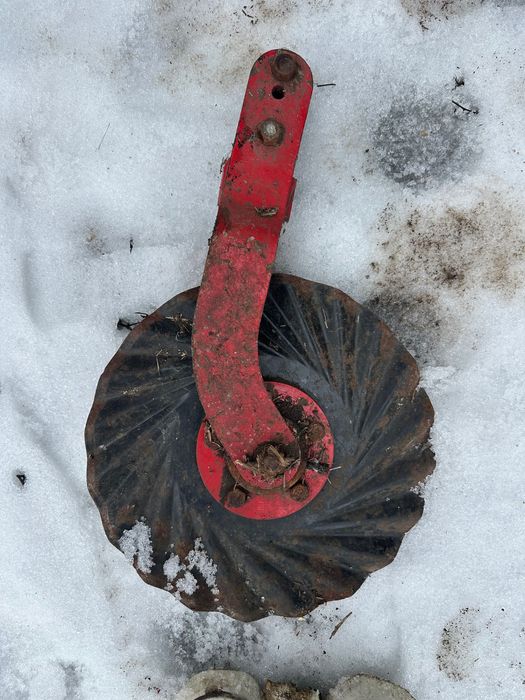 Сівалка пневматична VEGA-8 «Червона Зірка», 8 рядків, точного висіву