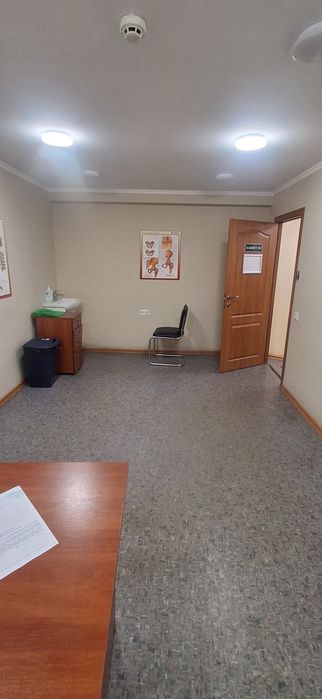 Оренда 134м.кв. світло є, медична ліцензія, печерськ.