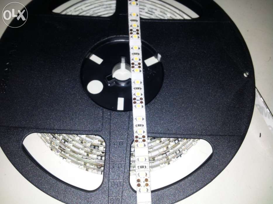 Fita 600 leds com 5 metros prova de água, flexível