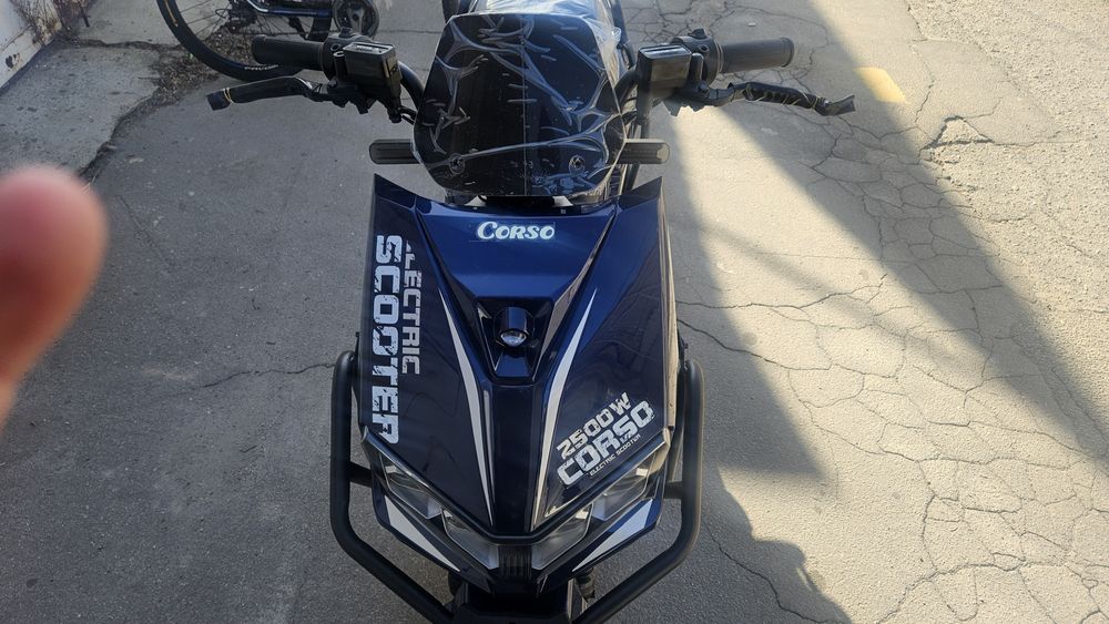 Електричний мопед Corso Bullet 2500W 72V40Ah72V/4