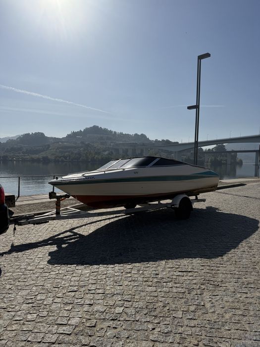Barco de recreio Champion 6 lugares