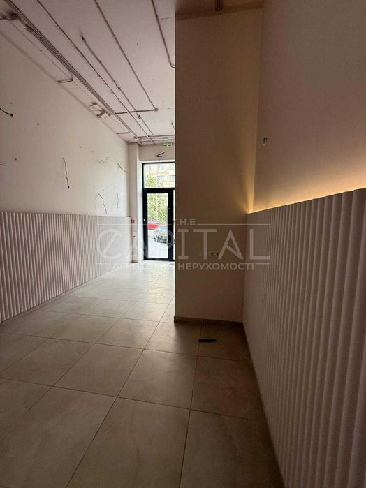 Терміново Оренда  Торгівельна площа Володимирська,Жилянська