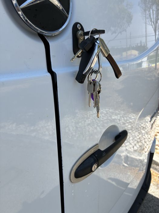 Mercedes Sprinter 313 CDI L2H2 130cv | 2014 | 175 Mil Km | IVA Dedutível | IUC 58€ | IGLA + Deadlocks | Revisão Completa | Impecável