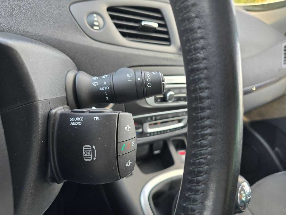Продам  Renault Scenic 2015. Можна в розстрочку, під викуп.