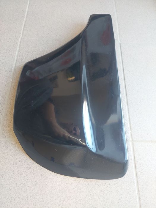 Nowa odlona boczna, boczek prawy rama wsk125 175 garbuska czarny