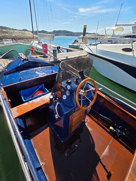 Barco Clássico Restaurado