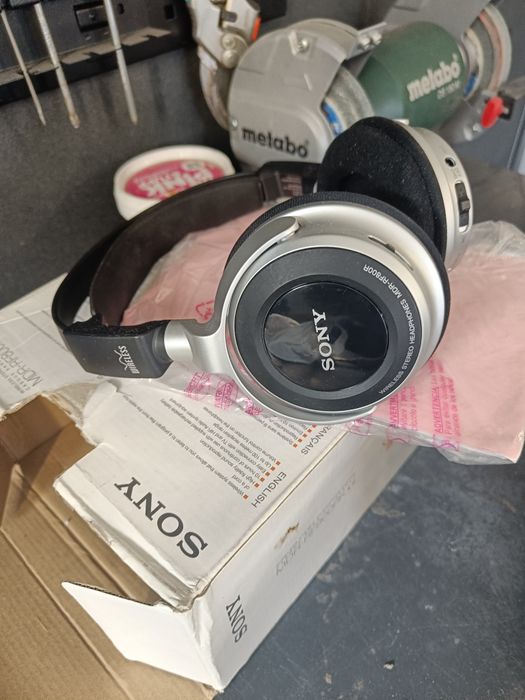 Słuchawki bezprzewodowe Sony MDR-RF800RK