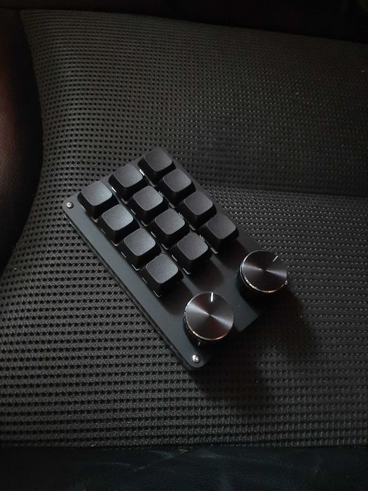 Панель з кнопками, Button Box