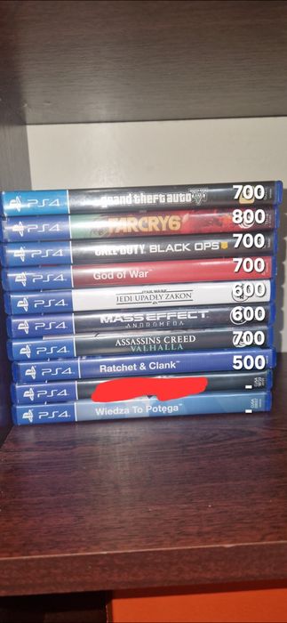 Ігри на PS4/PS5 GTA 5, God of War