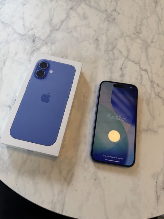 iPhone 16 128GB Azul - Impecável, com Caixa
