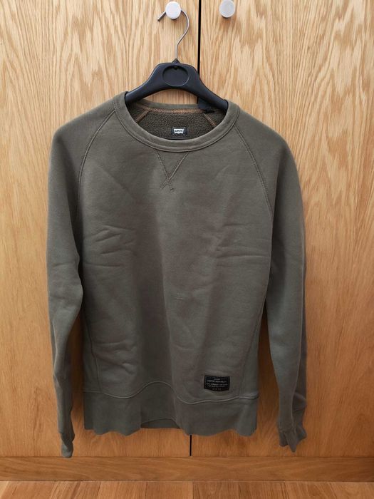Sweat Levis Verde