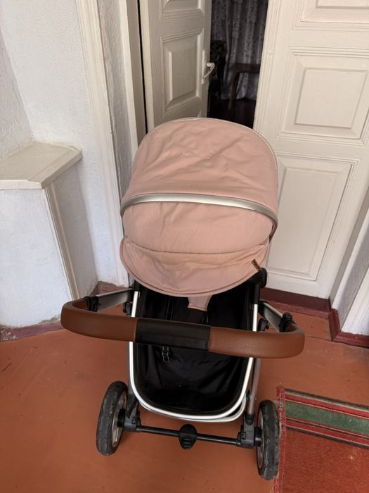 Продам коляску 2 в1