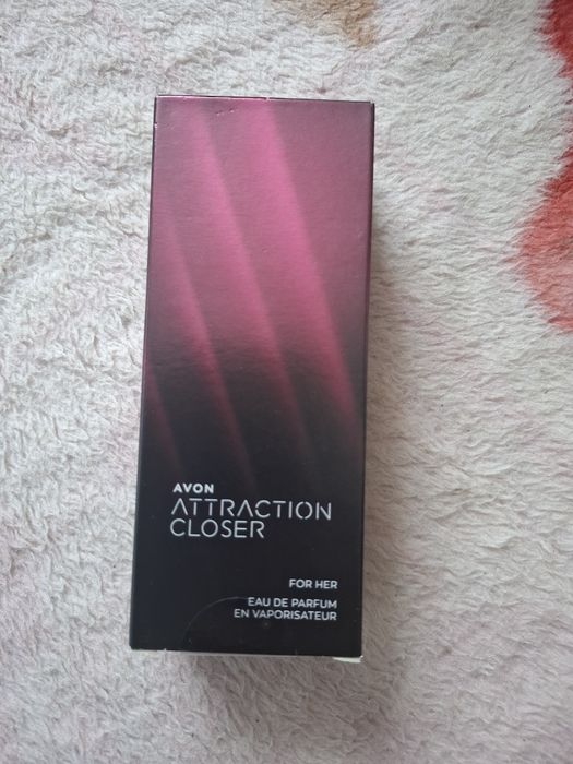 Woda Attraction Closer dla Niej