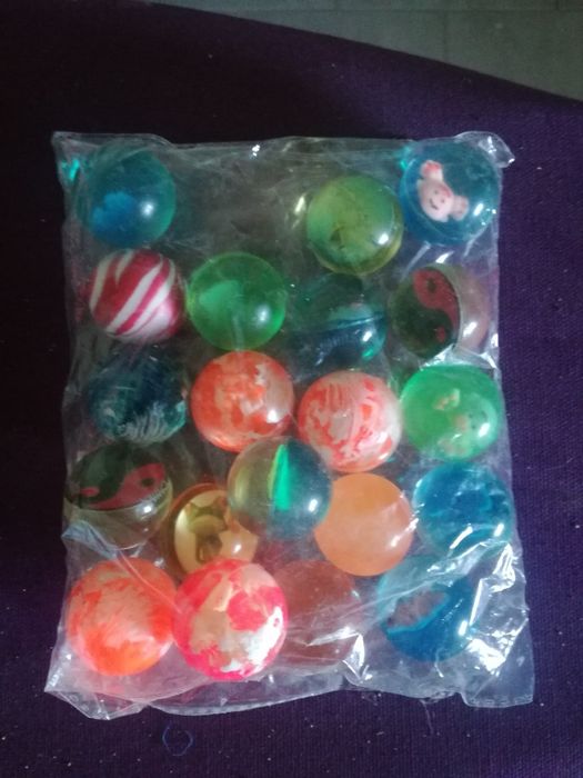 Bouncing Balls64751824778499121