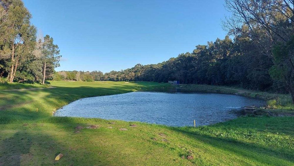 Moradia de luxo V6 na Quinta da Penha Longa