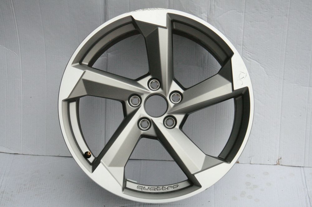 18x8 et46 oryginał audi a3 s3 quattro 8v0601025eb