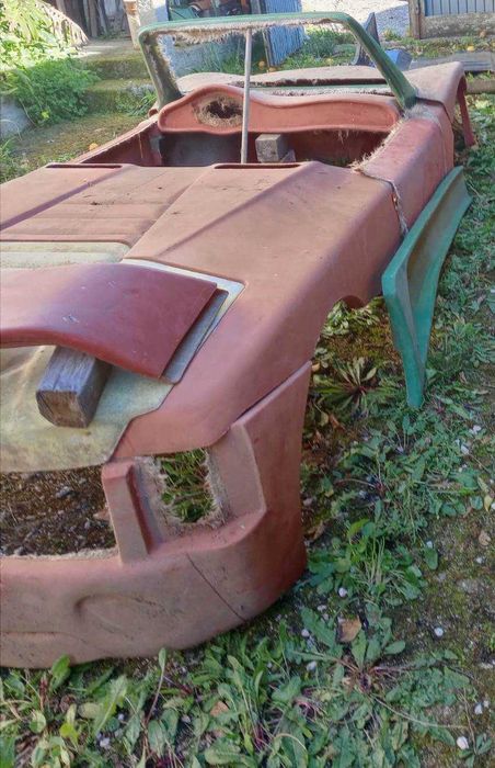 Carroçaria de réplica de ZF98 para chassi de carocha - Coimbra