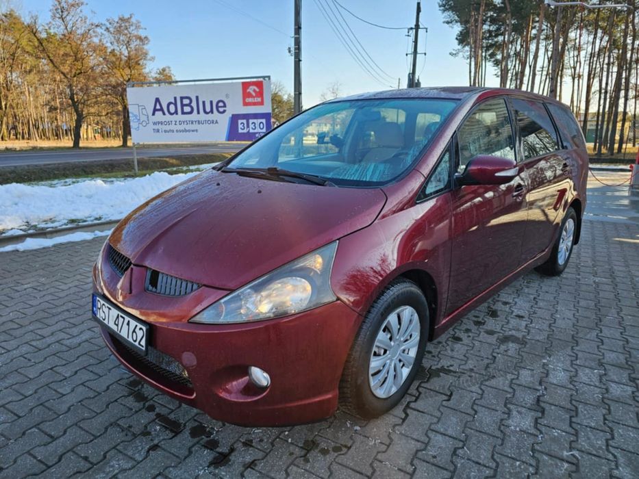 Mitsubishi Grandis 2.4 LPG 6 osobowy