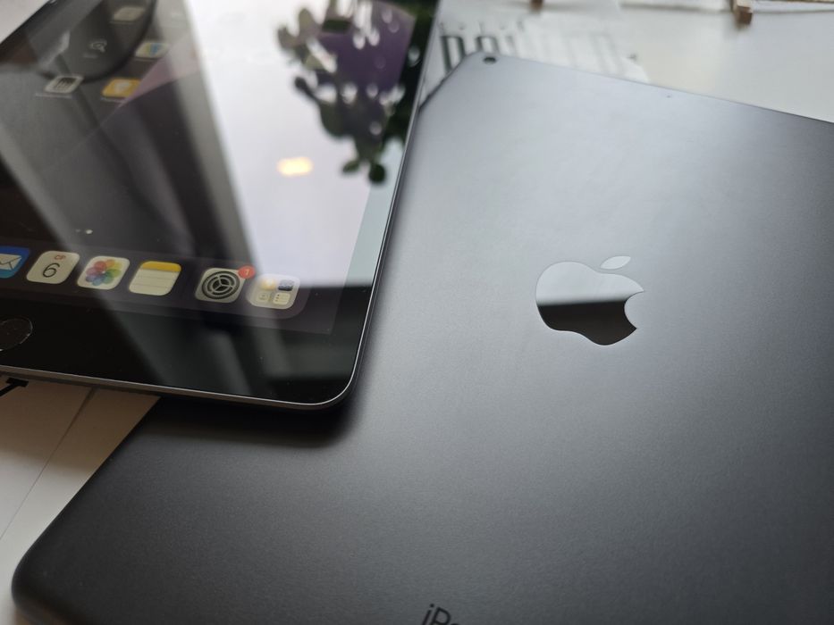 Ipad 8 generation 128GB в чудовому стані